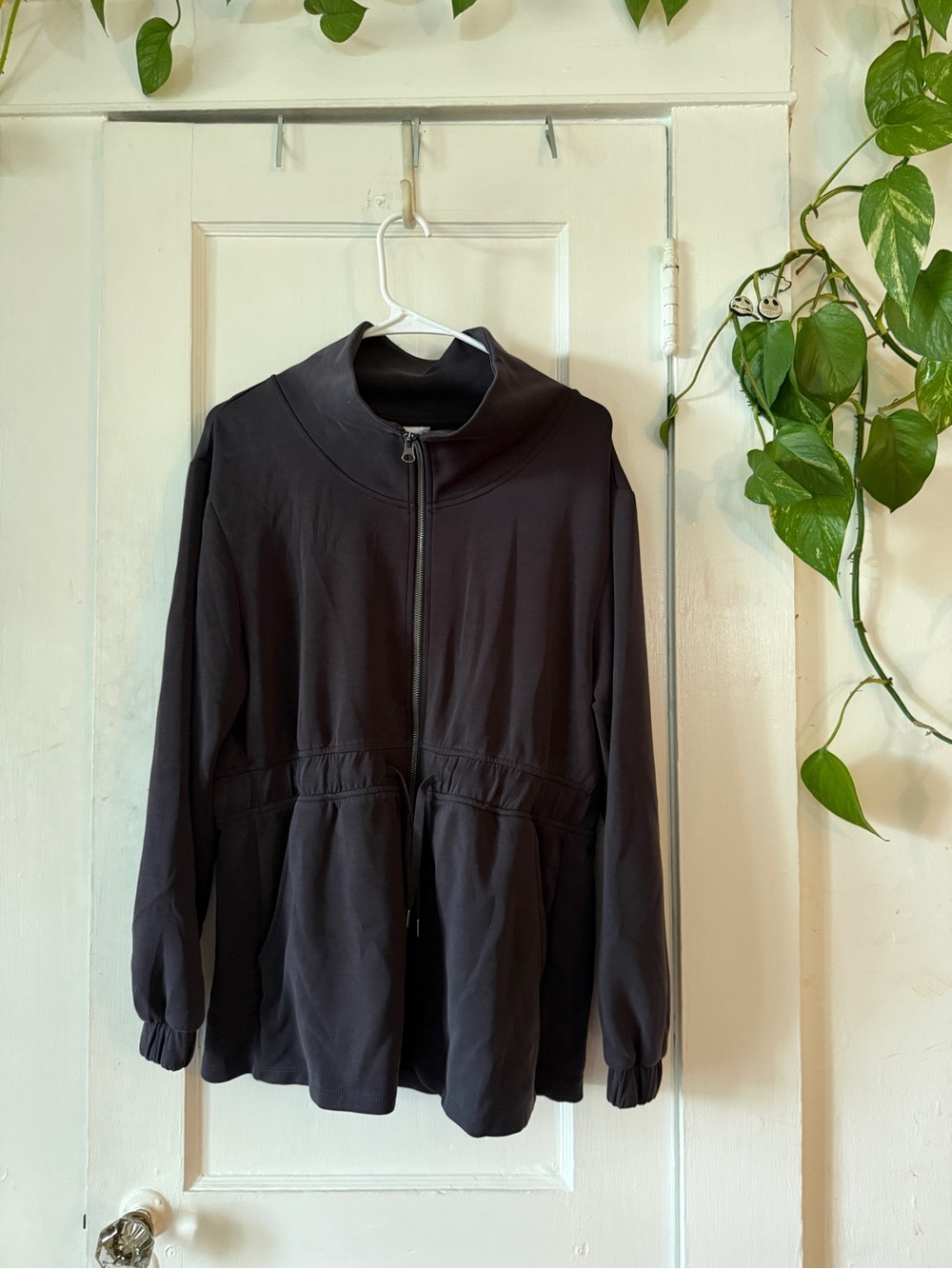 Member’s Mark Sandra’s Jacket size L Women's Utility Drawstring Jacket in Black